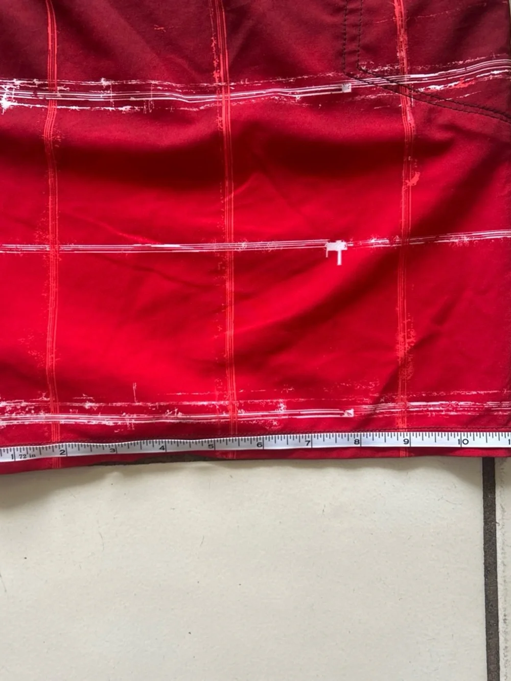 Y2K Oakley Board Shorts Men 32 Red Black Plaid Swim Trunks Drawstring